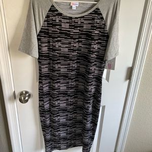 NWT LuLaRoe Black and Gray Raglan Julia Dress, Size M (8-10)